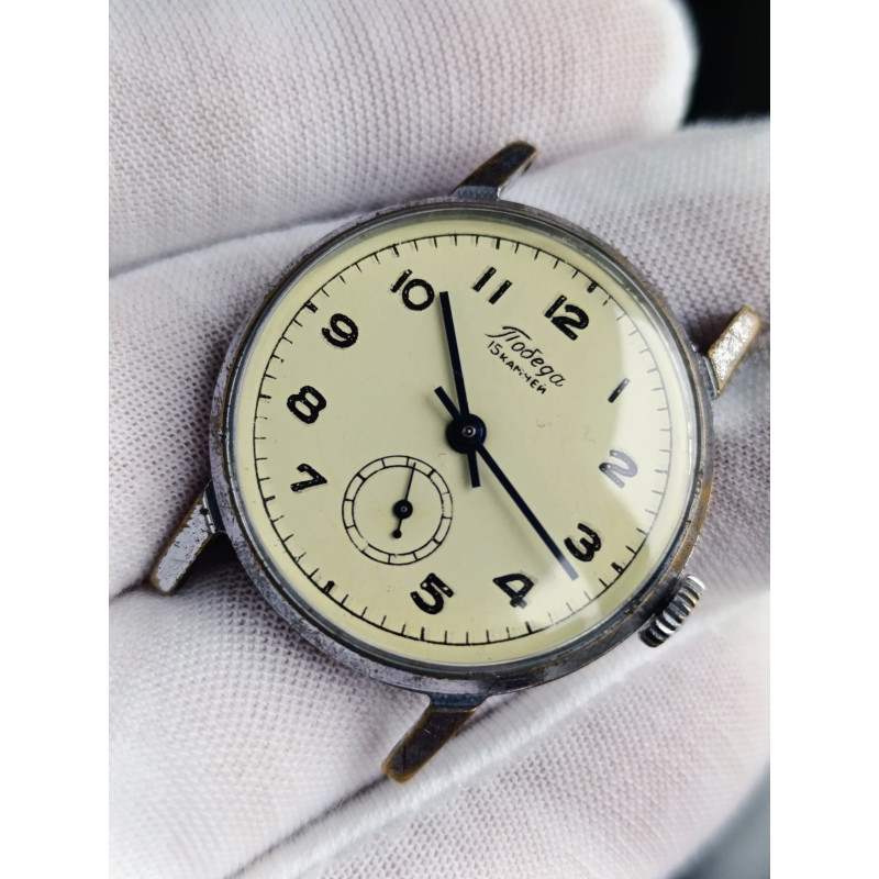 Watch Pobeda 2602 Russian Soviet Mechanical Men's Wristwatch Made in USSR 1960s Watch Pobeda 2602 Russian Soviet Mechanical Men's Wristwatch Made in USSR 1960s