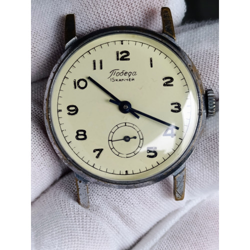 Watch Pobeda 2602 Russian Soviet Mechanical Men's Wristwatch Made in USSR 1960s Watch Pobeda 2602 Russian Soviet Mechanical Men's Wristwatch Made in USSR 1960s