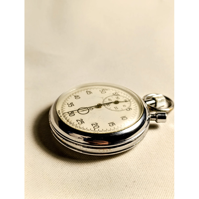 Vintage Soviet Agat Two-Button Mechanical Stopwatch – Original USSR Timepiece