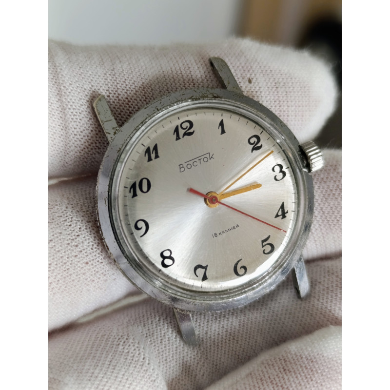 Rare Soviet Vostok 2209 – Classic 18-Jewel Mechanical Watch Rare Soviet Vostok 2209 – Classic 18-Jewel Mechanical Watch