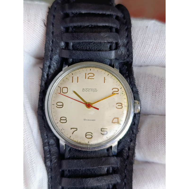 Soviet Watch Vostok 2209 18 Jewels Made in USSR 1960s Soviet Watch Vostok 2209 18 Jewels Made in USSR 1960s