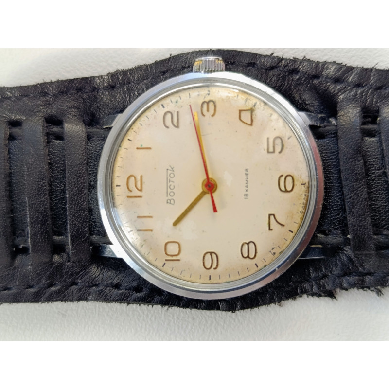Soviet Watch Vostok 2209 18 Jewels Made in USSR 1960s Soviet Watch Vostok 2209 18 Jewels Made in USSR 1960s