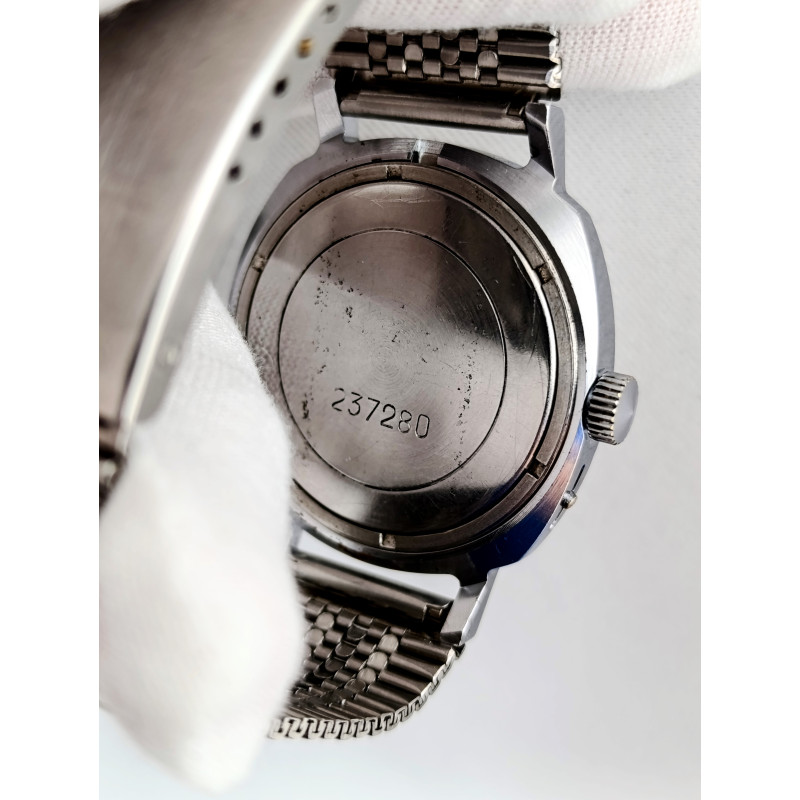 Slava Original Soviet Watch Cal.: 2428 Made in USSR Second Moscow Watch Factory 1980s Slava Original Soviet Watch Cal.: 2428 Made in USSR Second Moscow Watch Factory 1980s