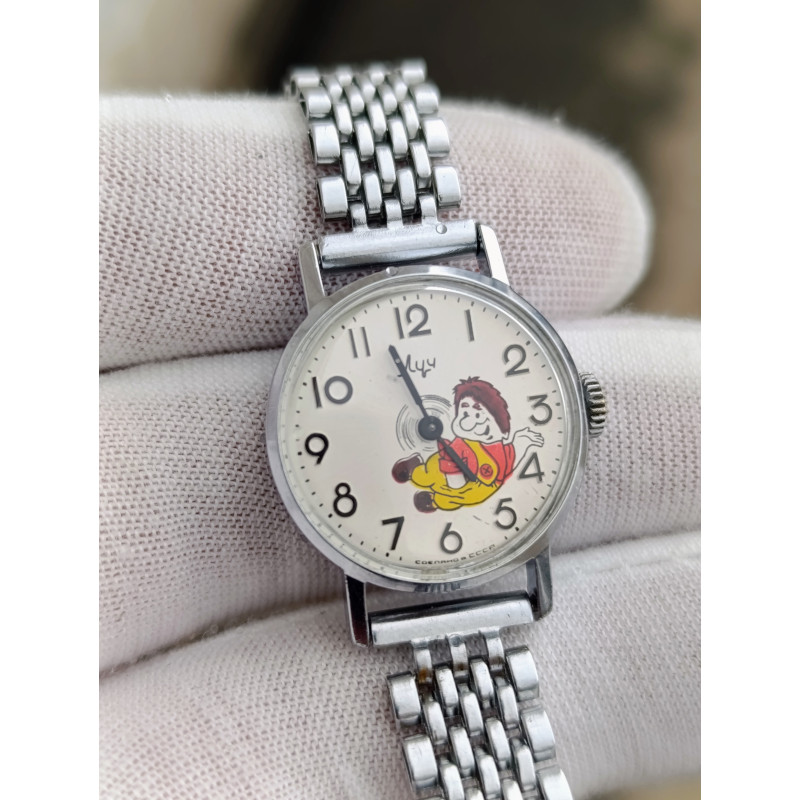 Soviet Watch Luch Children's Women's Wristwatch Caliber 1800 Made in USSR 1970s Soviet Watch Luch Children's Women's Wristwatch Caliber 1800 Made in USSR 1970s