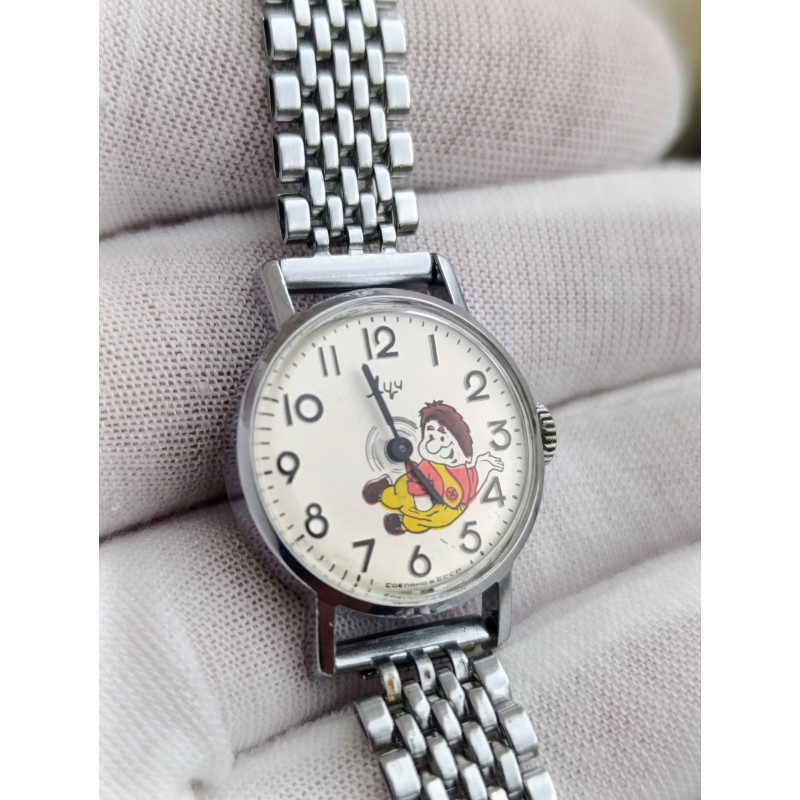 Soviet Watch Luch Children's Women's Wristwatch Caliber 1800 Made in USSR 1970s Soviet Watch Luch Children's Women's Wristwatch Caliber 1800 Made in USSR 1970s