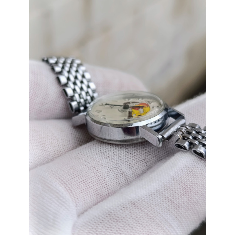 Soviet Watch Luch Children's Women's Wristwatch Caliber 1800 Made in USSR 1970s Soviet Watch Luch Children's Women's Wristwatch Caliber 1800 Made in USSR 1970s