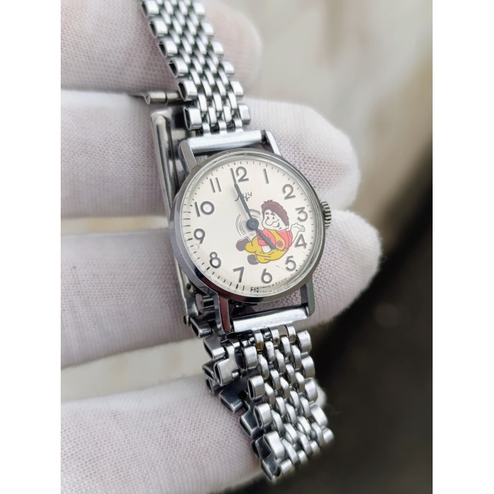 Soviet Watch Luch Children's Women's Wristwatch Caliber 1800 Made in USSR 1970s