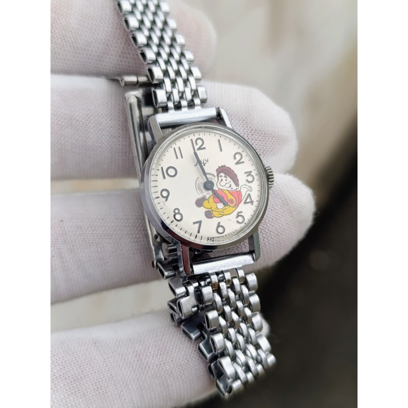 Soviet Watch Luch Children's Women's Wristwatch Caliber 1800 Made in USSR 1970s Soviet Watch Luch Children's Women's Wristwatch Caliber 1800 Made in USSR 1970s