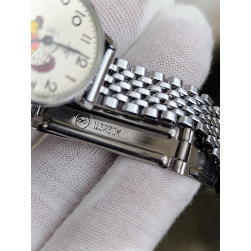 Soviet Watch Luch Children's Women's Wristwatch Caliber 1800 Made in USSR 1970s Soviet Watch Luch Children's Women's Wristwatch Caliber 1800 Made in USSR 1970s