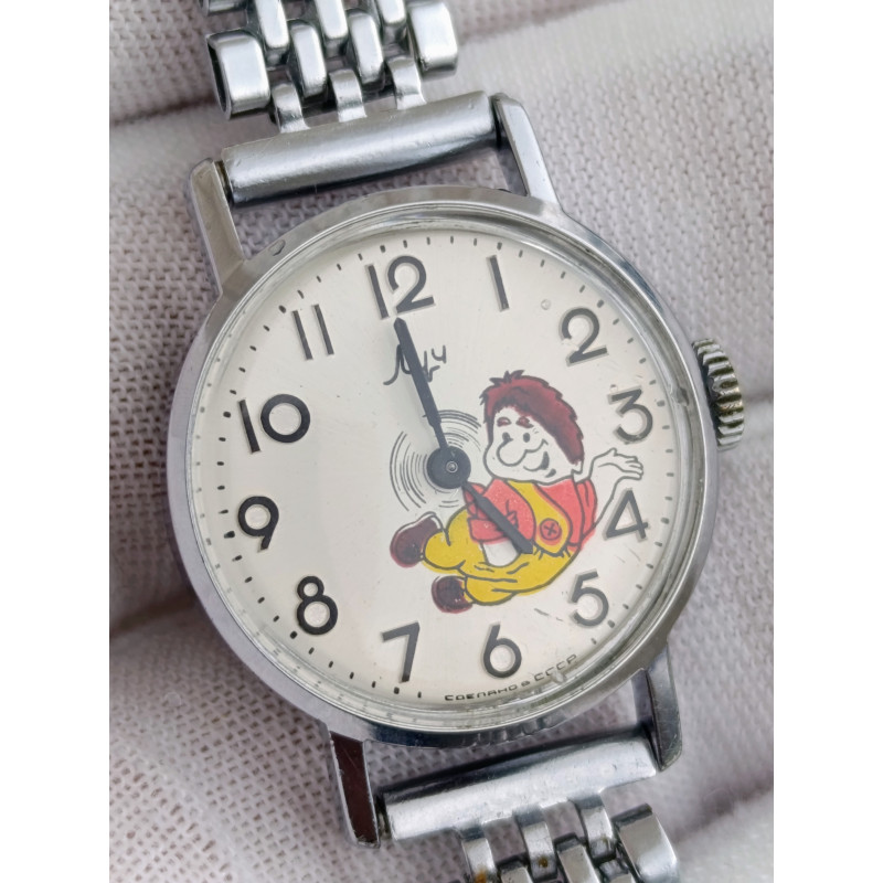 Soviet Watch Luch Children's Women's Wristwatch Caliber 1800 Made in USSR 1970s Soviet Watch Luch Children's Women's Wristwatch Caliber 1800 Made in USSR 1970s