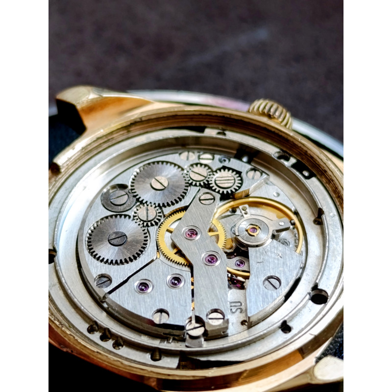 Rare Slava 2428 Vintage Watch | Second Moscow Factory Soviet Timepiece (1980s) Rare Slava 2428 Vintage Watch | Second Moscow Factory Soviet Timepiece (1980s)