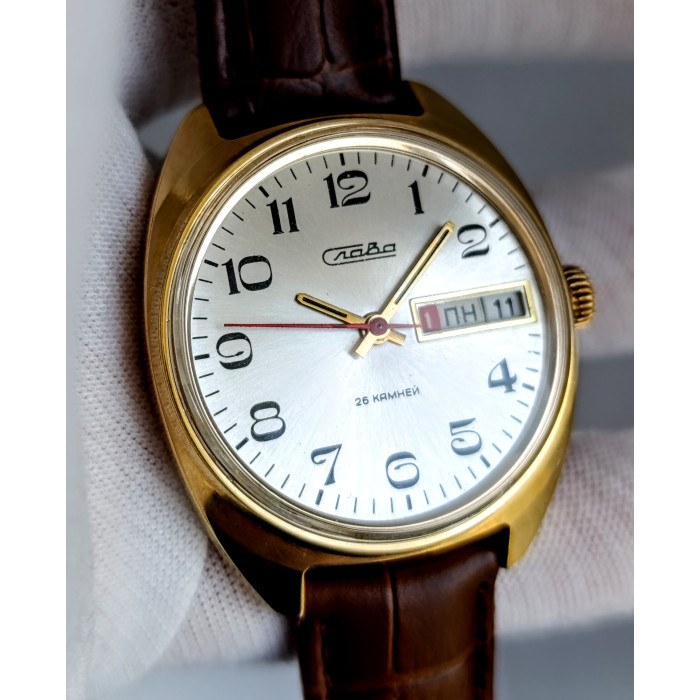 Rare Slava 2428 Vintage Watch | Second Moscow Factory Soviet Timepiece (1980s)