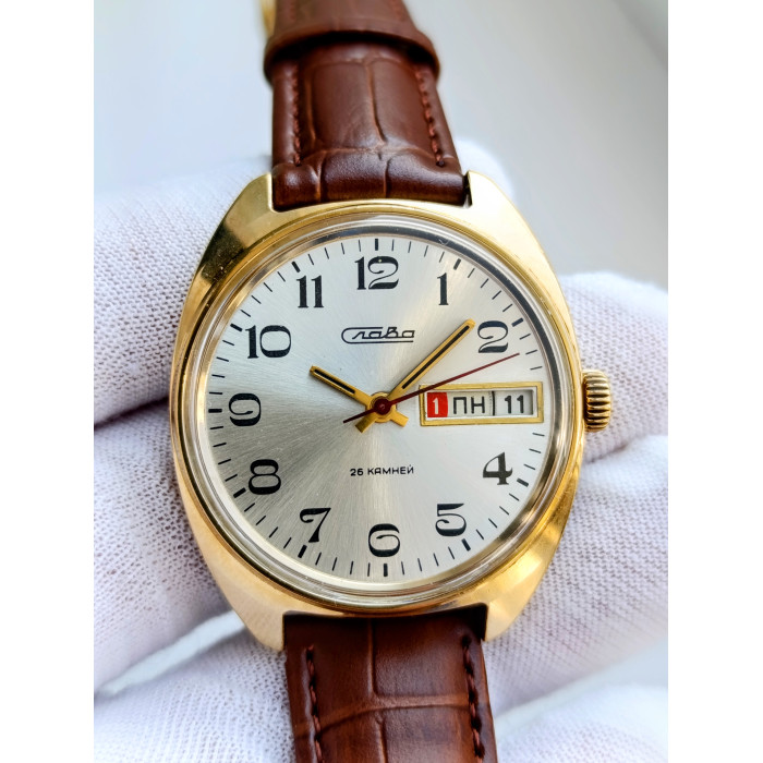 Rare Slava 2428 Vintage Watch | Second Moscow Factory Soviet Timepiece (1980s)