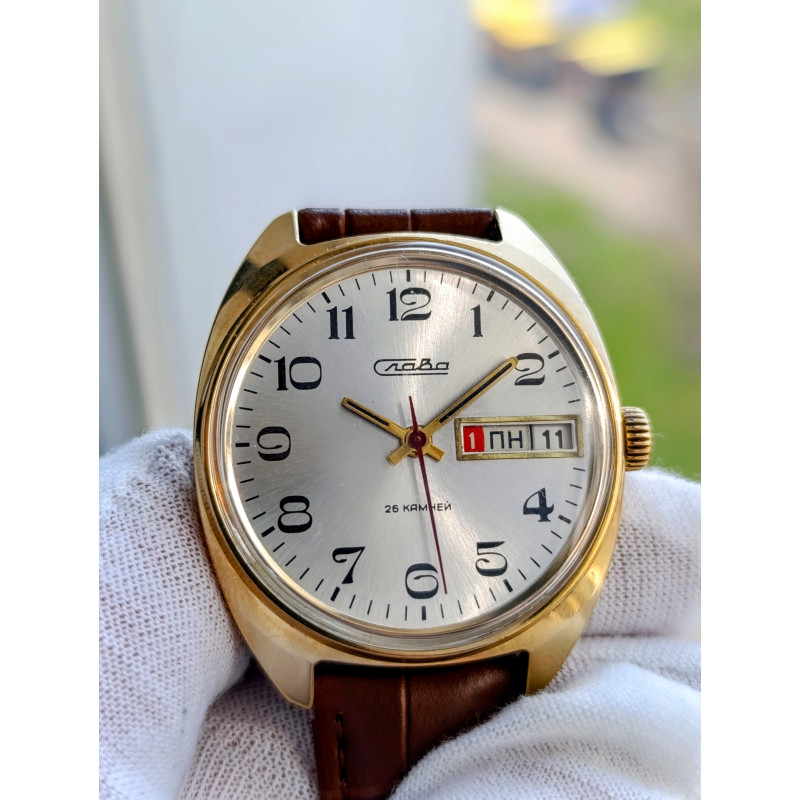 Rare Slava 2428 Vintage Watch | Second Moscow Factory Soviet Timepiece (1980s) Rare Slava 2428 Vintage Watch | Second Moscow Factory Soviet Timepiece (1980s)