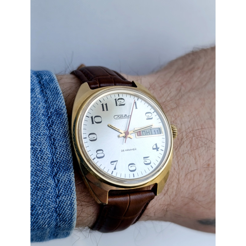 Rare Slava 2428 Vintage Watch | Second Moscow Factory Soviet Timepiece (1980s) Rare Slava 2428 Vintage Watch | Second Moscow Factory Soviet Timepiece (1980s)
