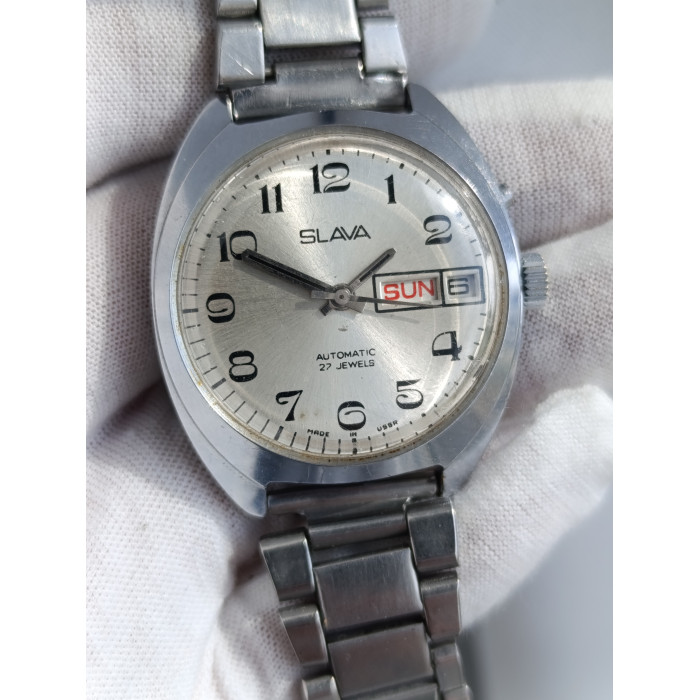 Vintage Slava Automatic Watch - USSR Heritage Timepiece