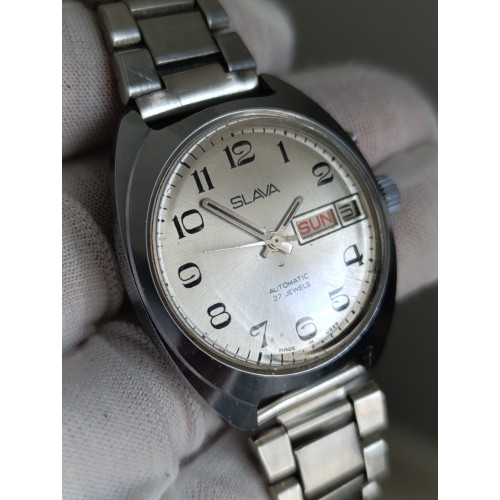Vintage Slava Automatic Watch - USSR Heritage Timepiece