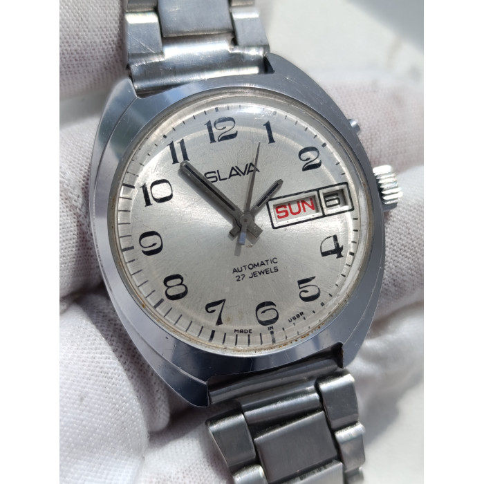 Vintage Slava Automatic Watch - USSR Heritage Timepiece