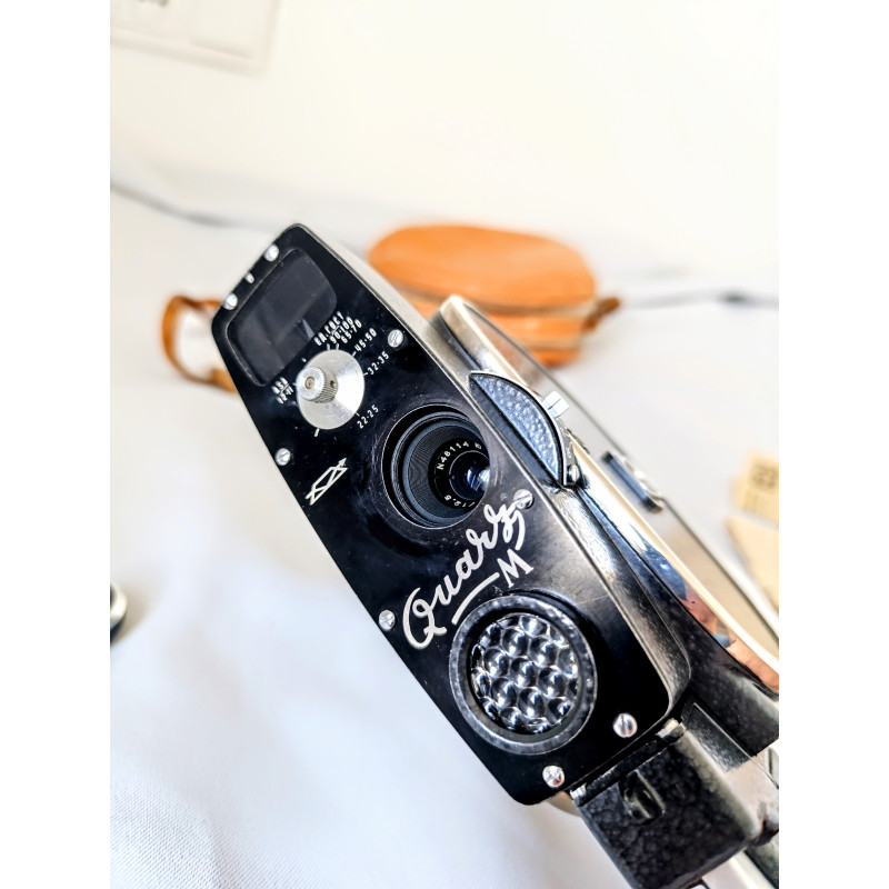 Vintage Soviet 16mm Movie Camera Quartz-M Jupiter-24 Lens Vintage Soviet 16mm Movie Camera Quartz-M Jupiter-24 Lens