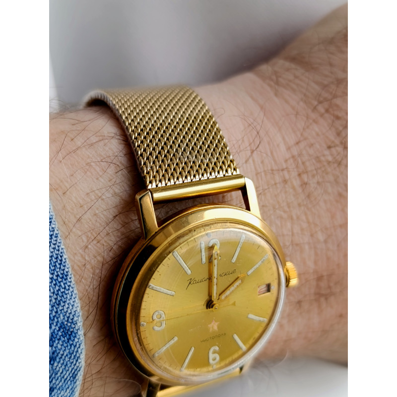 USSR Vostok Komandirskie 2214 | Authentic Soviet Officer's Watch 1960s USSR Vostok Komandirskie 2214 | Authentic Soviet Officer's Watch 1960s