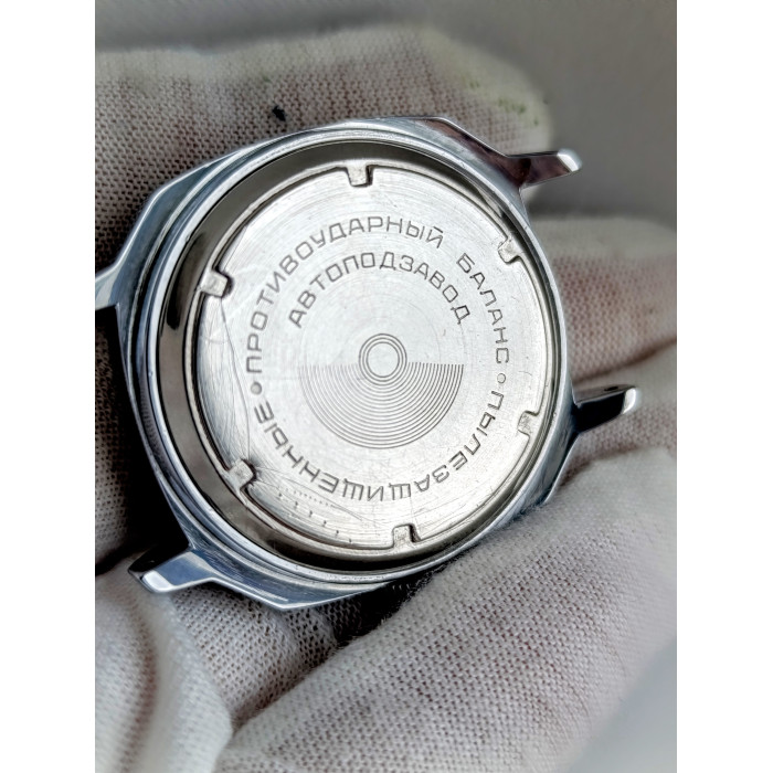 Raketa Soviet Mechanical Watch Automatic Winding Caliber 2627.H 29 Jewels Made in USSR 1980s