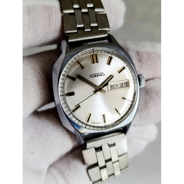 Raketa Soviet Mechanical Watch Automatic Winding Caliber 2627.H 29 Jewels Made in USSR 1980s