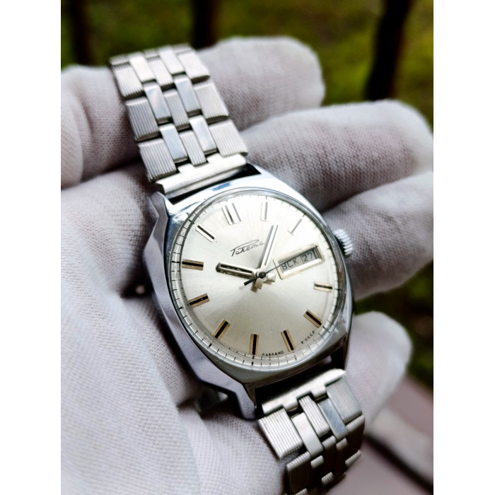 Raketa Soviet Mechanical Watch Automatic Winding Caliber 2627.H 29 Jewels Made in USSR 1980s