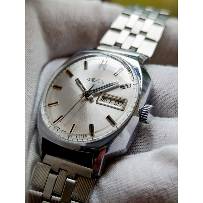 Raketa Soviet Mechanical Watch Automatic Winding Caliber 2627.H 29 Jewels Made in USSR 1980s