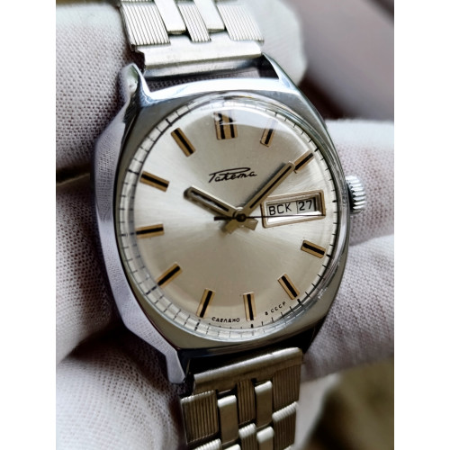 Raketa Soviet Mechanical Watch Automatic Winding Caliber 2627.H 29 Jewels Made in USSR 1980s