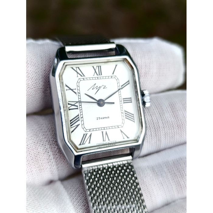 Luch 2209 Authentic USSR Square Watch | Vintage Soviet Horology with Milanese Band