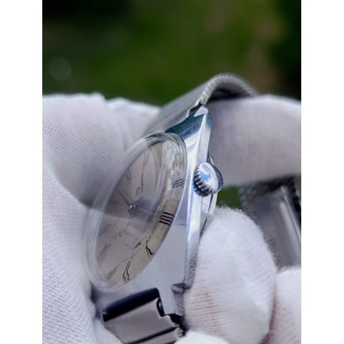 Vintage Soviet Pobeda Watch with Kremlin - 60 Years of USSR Anniversary Edition