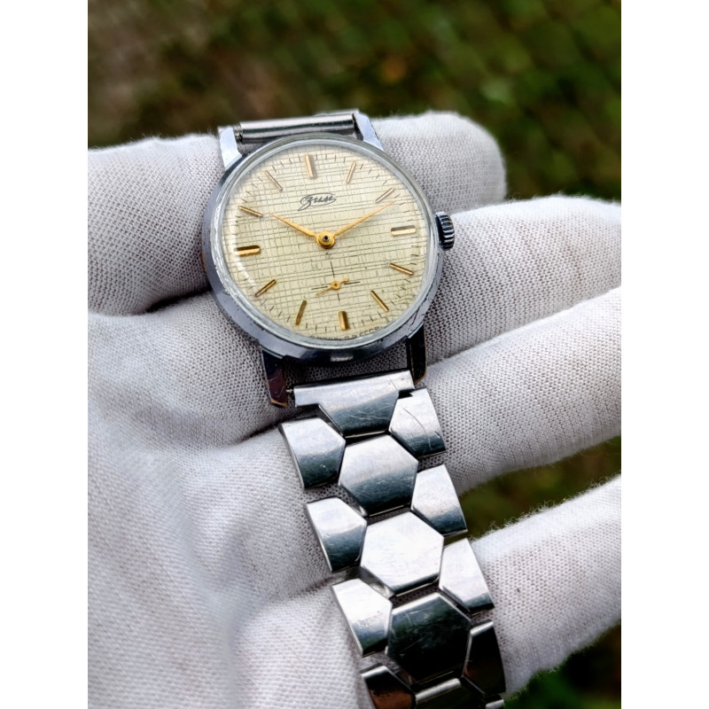 Vintage ZIM Watch by Maslennikov Factory with Rare Dial Vintage ZIM Watch by Maslennikov Factory with Rare Dial