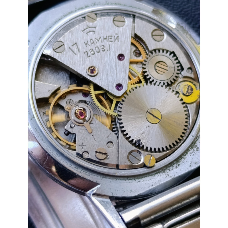 Vintage Soviet Raketa Mechanical Dress Watch – White Enamel Dial Petrodvorets Watch Factory Made in USSR 1970s Vintage Soviet Raketa Mechanical Dress Watch – White Enamel Dial Petrodvorets Watch Factory Made in USSR 1970s