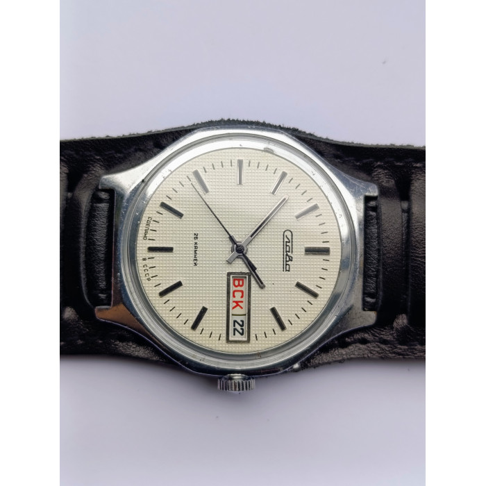 Slava Soviet Watch Cal. 2428 Second Moscow Watch Factory Made in USSR 1980s
