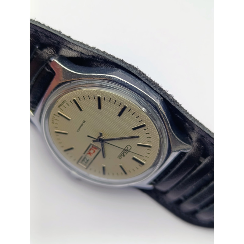 Slava Soviet Watch Cal. 2428 Second Moscow Watch Factory Made in USSR 1980s Slava Soviet Watch Cal. 2428 Second Moscow Watch Factory Made in USSR 1980s