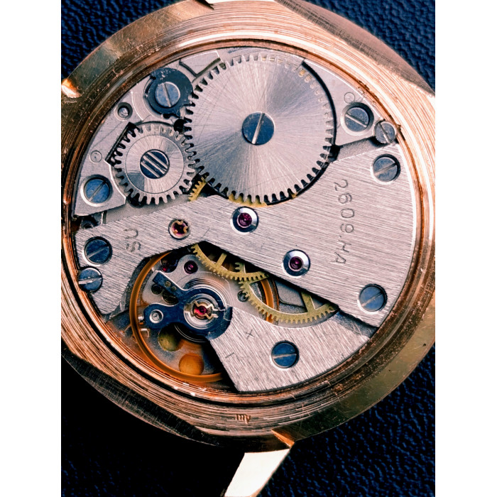 Vintage Raketa USSR Watch Cal. 2609.HA – 1980s Gold-Plated Soviet Mechanical Watch