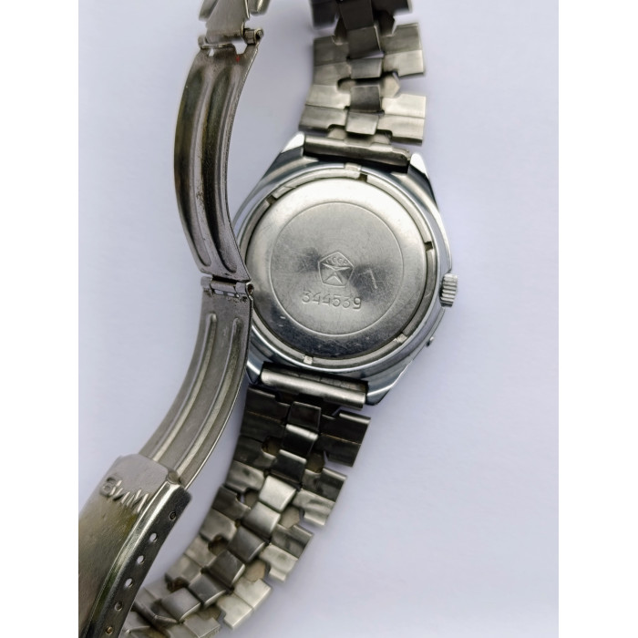 Rare Slava 2428 USSR Mechanical Watch – All Original, Faceted Chrome Case, 26 Jewels