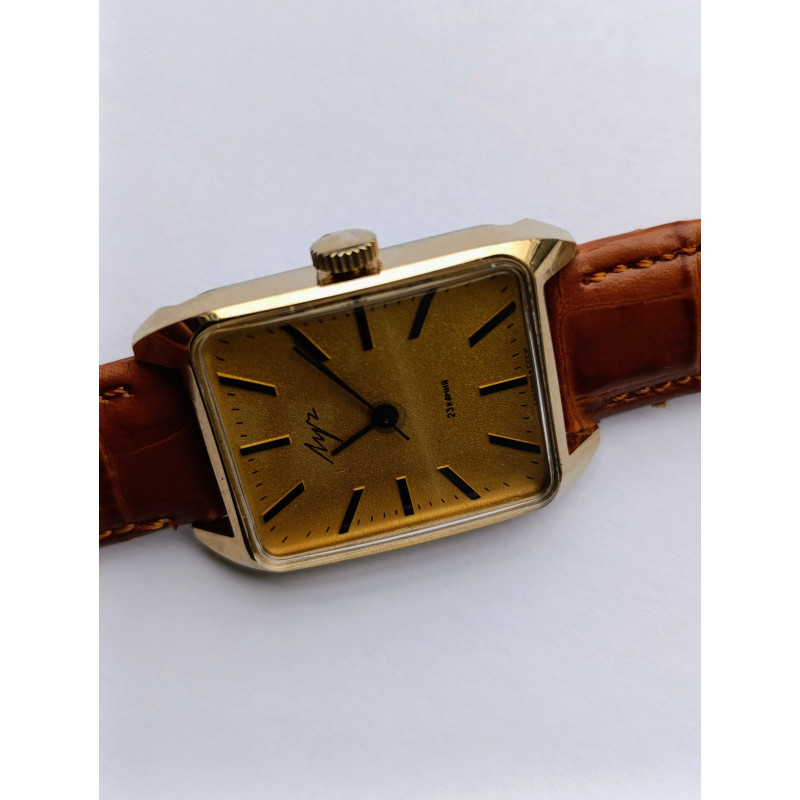 Luch 2209 Soviet Vintsge Watch 23 Jevels Model 743651 Minsk Watch Factory Made in USSR 1980s Luch 2209 Soviet Vintsge Watch 23 Jevels Model 743651 Minsk Watch Factory Made in USSR 1980s